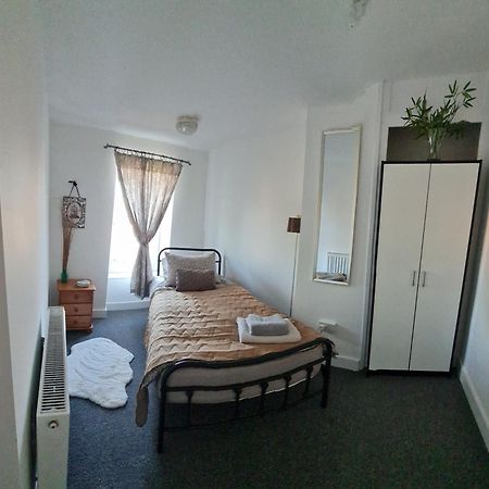 Charming Lincoln Cottage Family & Pet-Friendly Экстерьер фото