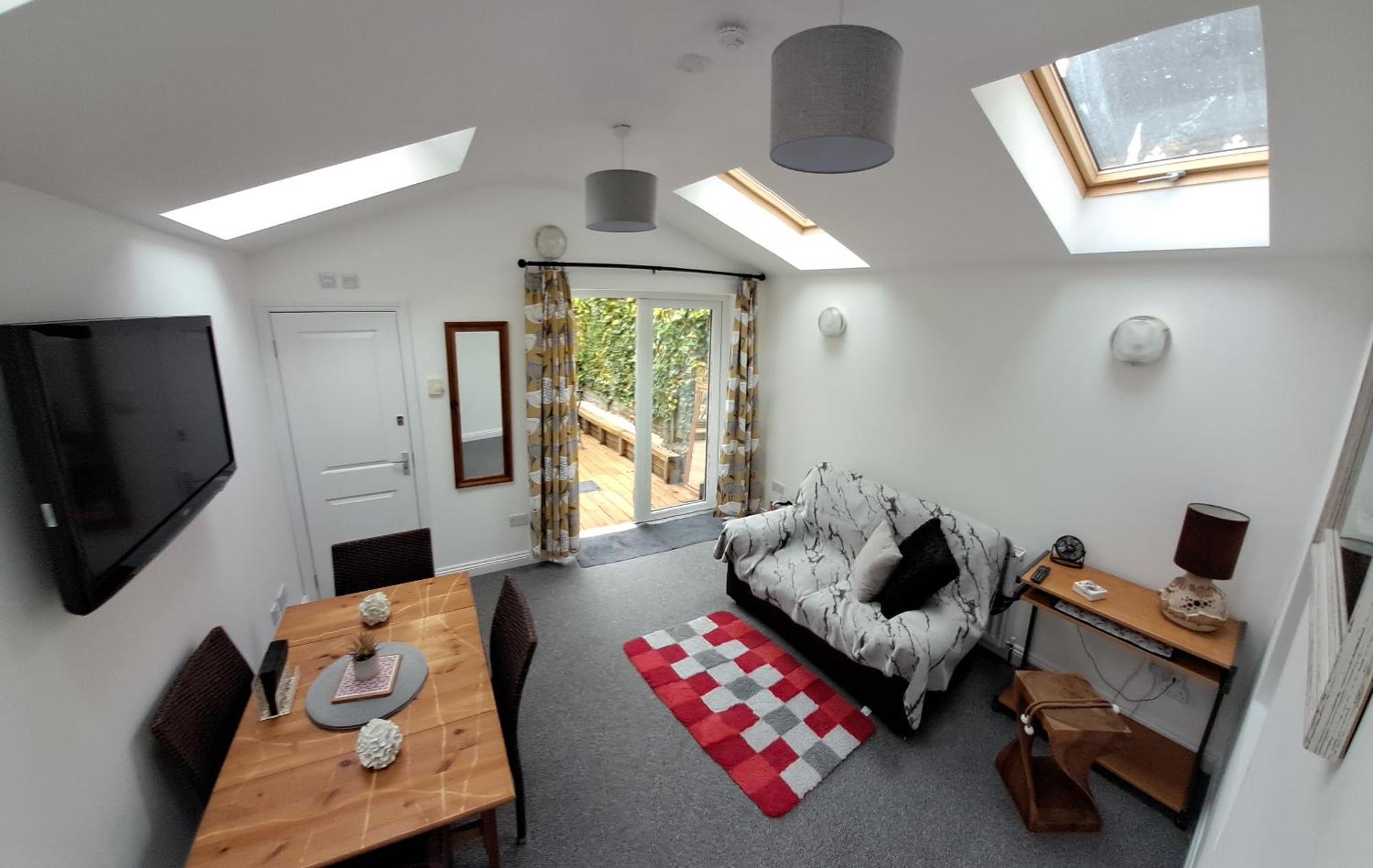 Charming Lincoln Cottage Family & Pet-Friendly Экстерьер фото
